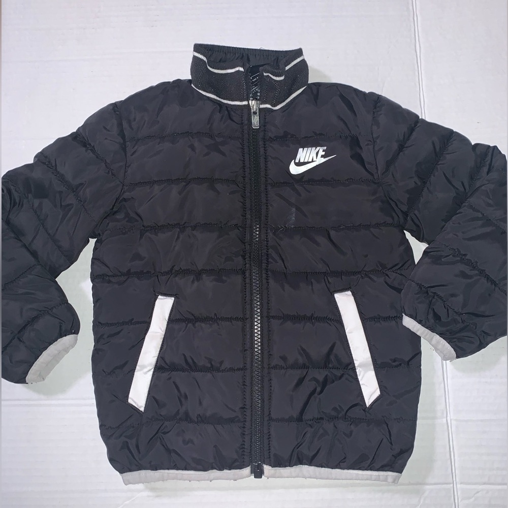Nike kids puffer jacket